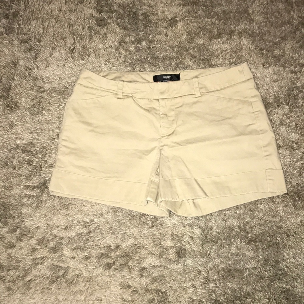 Khaki shorts